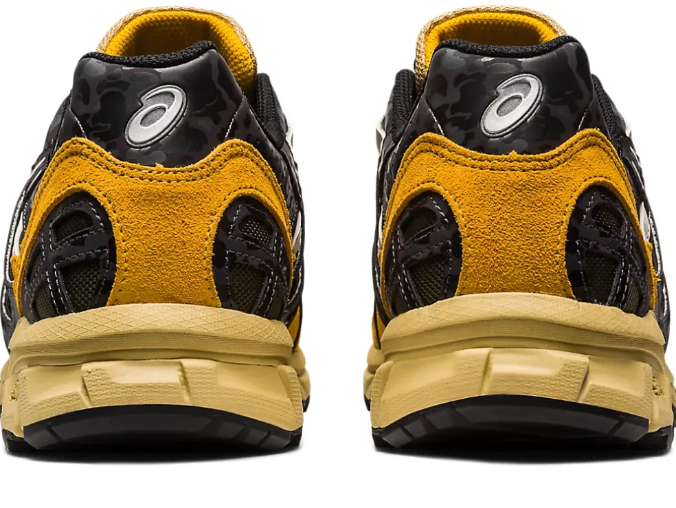 Store ASICS ATMOS X SONOMA 15-50 Olive Canvas/Yellow Orange