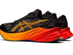 New ASICS NOVABLAST 3 Black/Amber