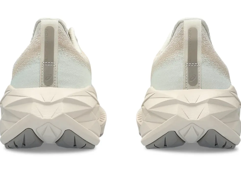 Clearance ASICS NOVABLAST 4 Oatmeal/Moonrock