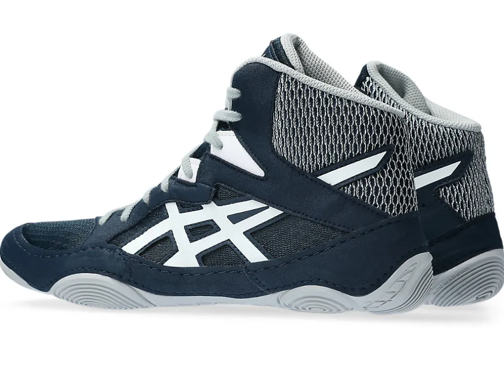 Shop ASICS SNAPDOWN 3 ROAD TESTED